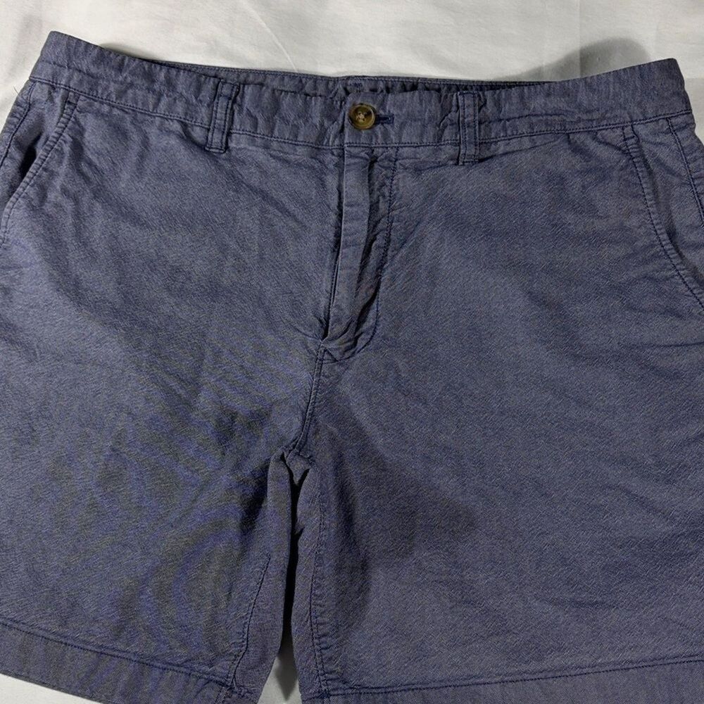 Bonobos mens chambray blue basic flat front 7" inseam Bermuda shorts - size 35
